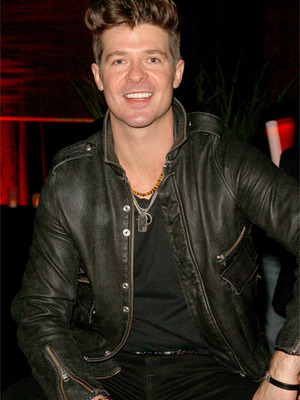Robin Thicke Arrested on Pot Charges 