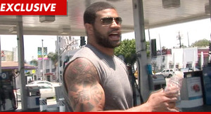 NFL Star Shawne Merriman -- Cops Called to Vegas Hotel Room