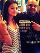 Selena Gomez Gets Brand New Tattoo!