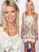 Tara-ffic: Tara Reid Looks Better Than Ever!