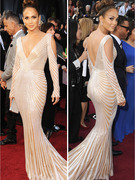 Jennifer Lopez Hits Red Carpet Solo, Flaunts Cleavage
