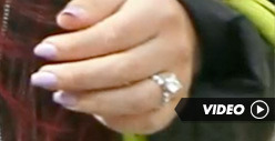 Snooki's Ring -- All Signs Point To A Guido Wedding Special