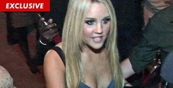 Amanda Bynes -- Bolts from Cops During Traffic Stop