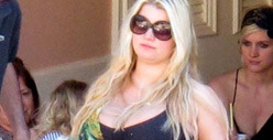 Jessica Simpson -- Still Pregnant ... 