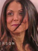 Bethenny Frankel Flashes "Anderson" Audience!