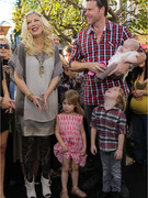 Tori Spelling Pregnant with Baby #4!