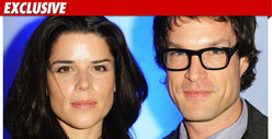 Neve Campbell -- Officially Back on the Market