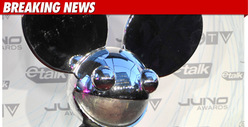 Deadmau5 to Fans -- Bring Me a New Head!