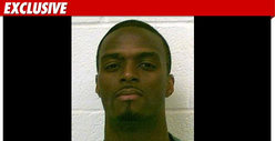Strings Attached to Plaxico Probation -- NO GUNS, PAL