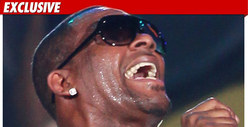 Lawsuit: R. Kelly Stiffed Rep to Pay Off Sex Accusers