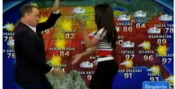 El Tom Hanks Dances BUENO on Spanish TV