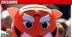 'Tiger' Sues PGA Tour -- I Was Unfairly Ejected!!! 