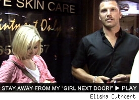 Elisha Cuthbert: Click to watch