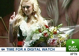 Paris Hilton: Click to watch