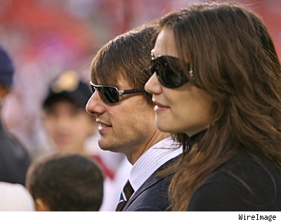 Tom Cruise and katie Holmes at FedEx Field
