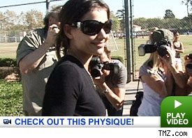 Katie Holmes: Click to watch