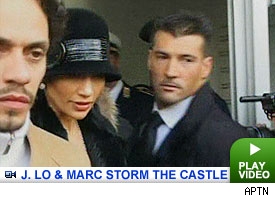 Marc Anthony & Jennifer Lopez: Click to watch
