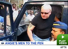 Angelina's bodyguards: Click to watch