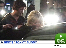 Britney Spears: Click to watch