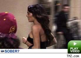Lindsay Lohan video: click to play