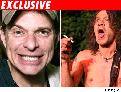 Diamond Dave rejoins Van Halen