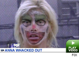 Anna Nicole Whacked Out Video: Click to watch