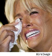 Anna Nicole Smith, crying.