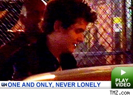 John Mayer: Click to watch