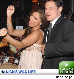 Nick Lachey Galllery: Click to launch