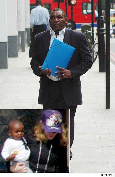 Simon Chisale, Madonna, David Banda