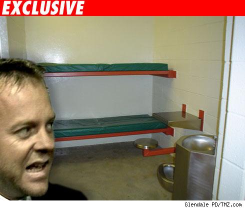 Kiefer Sutherland in Jail