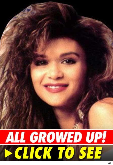 Nia Peeples