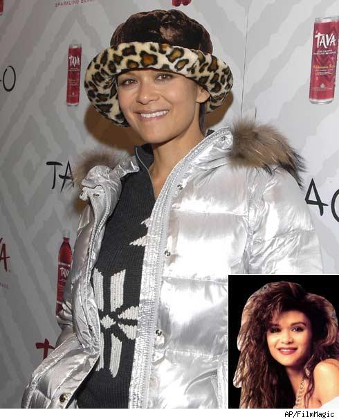 Nia Peeples