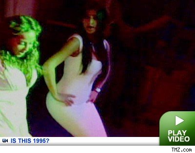 Kim Kardashian: Click to watch
