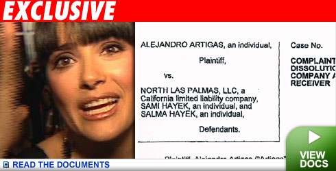 Salma Hayek: Click to view!