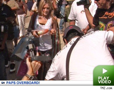 Hilary Duff: Click to watch