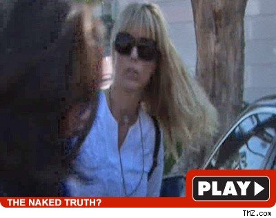 Tea Leoni: Click to watch