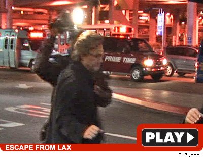 Kurt Russell: Click to watch