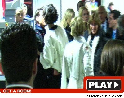 Tom Cruise: Click to watch