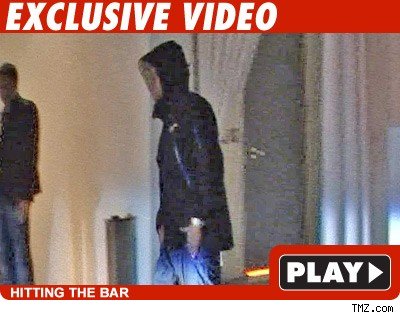 Chris Brown: Click to watch