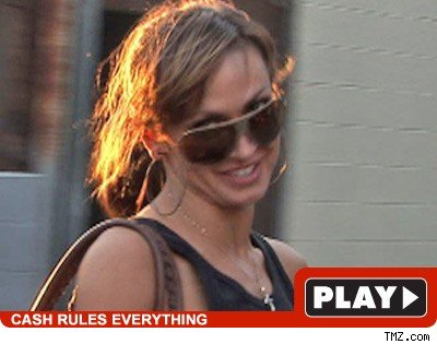 Karina Smirnoff: Click to watch!