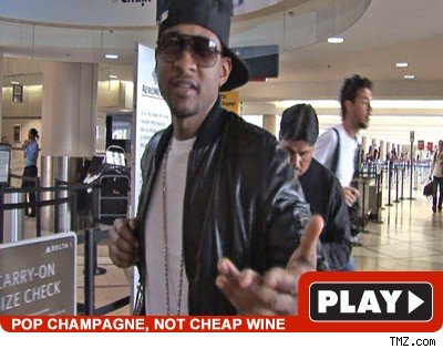 Usher: Click to watch