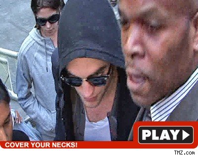 Robert Pattinson: Click to watch