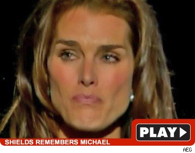 Brooke Shields -- Just Smile Brooke Shields: Click to watch