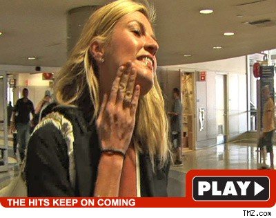 Erin Andrews Swings at Dodgers Erin Andrews: Click to watch