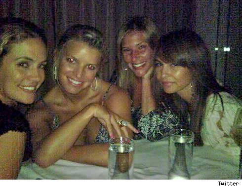 Jessica Simpson Loves the Ladies Jessica Simpson