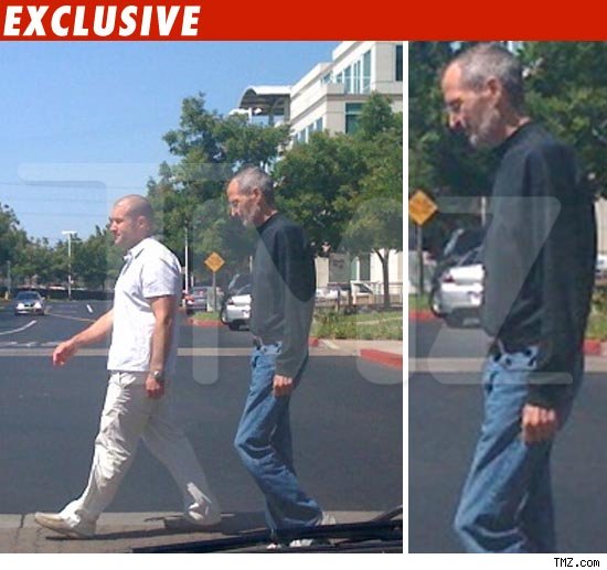 Steve Jobs -- Big Man on Campus  Again TMZ obtained this photo of the 