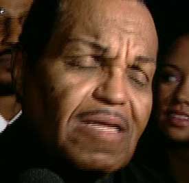 Birthday Burial for Michael Jackson, Dad Says Joe Jackson