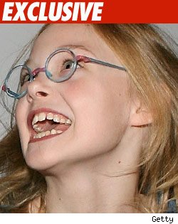 Dakota Fanning's Kid Sis Makes More Than You Elle Fanning