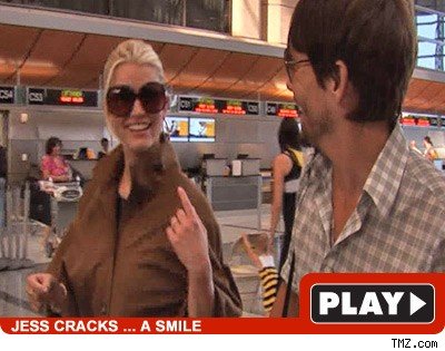Jessica -- Wash that Coyote Right Outta My Hair Jessica Simpson: Click to watch